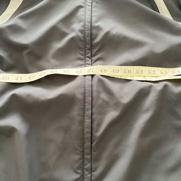 Mens packable Columbia Jacket - Picture 10 of 11